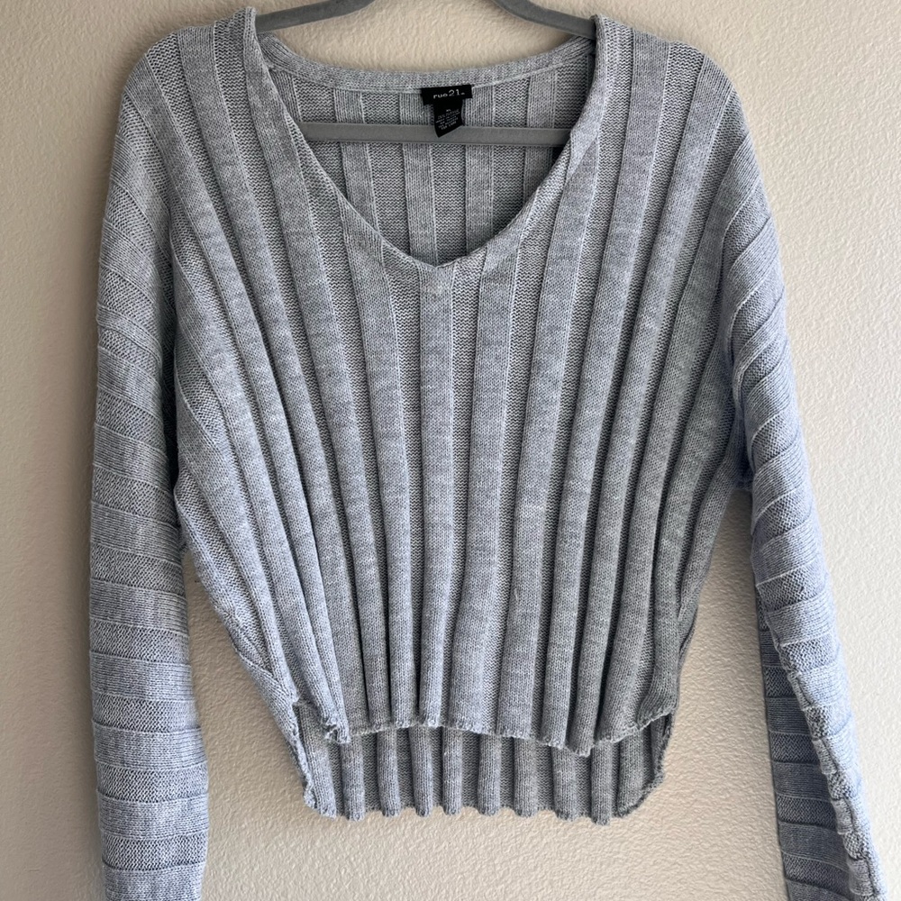 Woman’s adorable sweater from Rue21, size Medium.